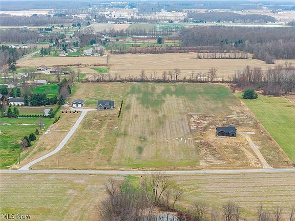 4th image of Old Mill Rd