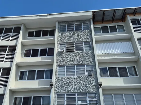 330 SE 2nd St APT 202E, Hallandale Beach, FL 33009