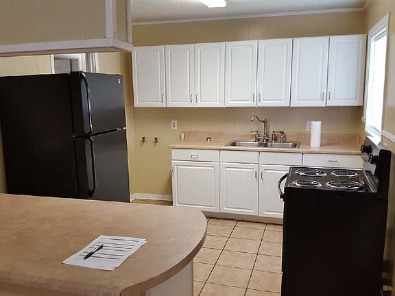 3rd image of 3106 Whitmore St