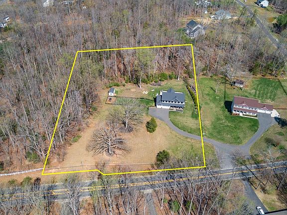 2nd image of 120 Joshua Rd