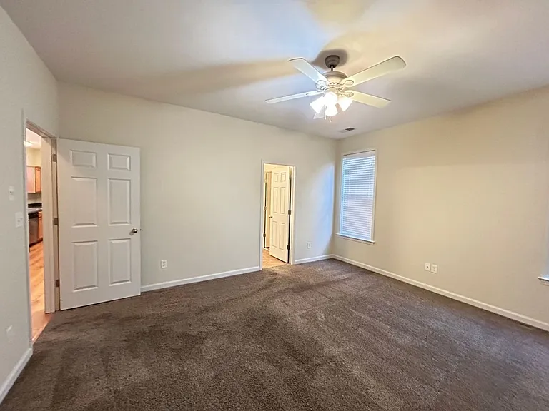 1372 Island Town Dr — Photo 14