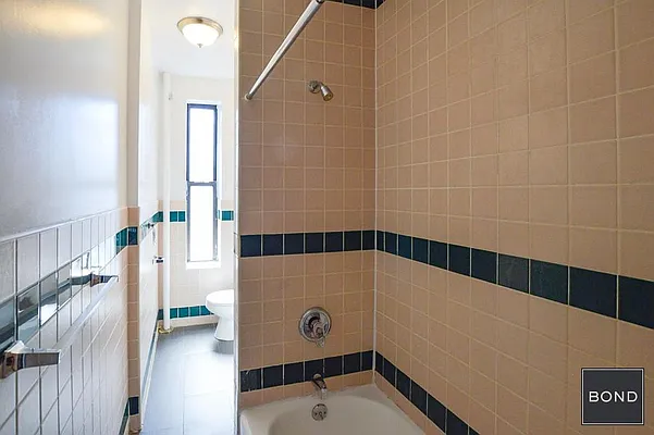 Rented by Bond New York | media 14