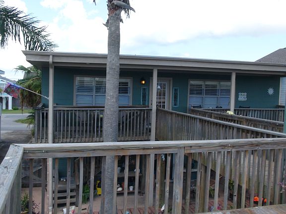 4th image of 155 Tarpon St