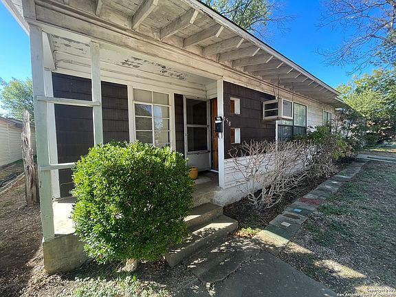 2nd image of 158 GLENCOE DR