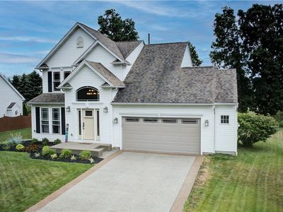 17 Stream View Ln, Lancaster, NY, 14086