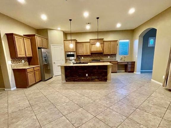 3rd image of 13728 W Creosote Dr