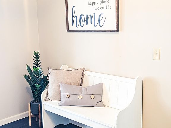 5th image of 3404 Gwilym Rd