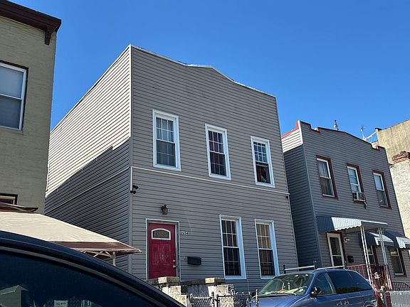3rd image of 2054 Bergen St