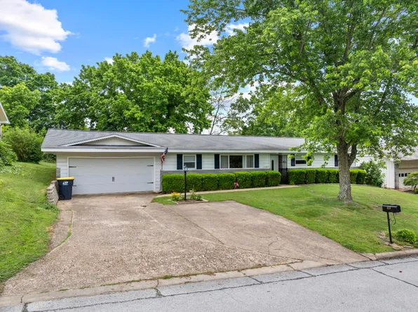 411 Skyline Dr, Harrison, AR 72601