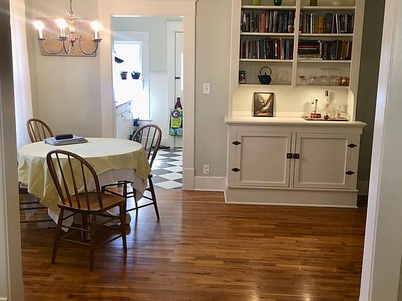 5th image of 221 E Conner St