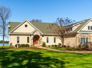 912 Bridge Creek Cir, Reedville, VA 22539