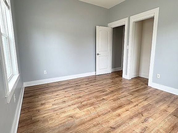 3rd image of 1280 Bruce St