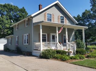 736 43rd St, Moline, IL 61265