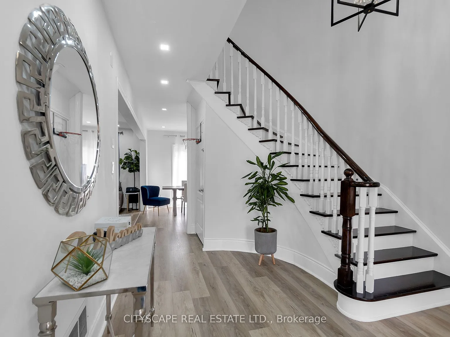 4 bed, $4,500 — Photo 4