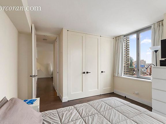 3rd image of 500 W 43rd St APT 12J