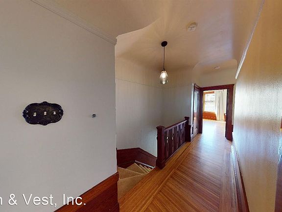 4th image of 1161 Union St