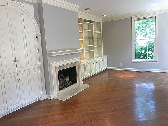 5th image of 502 Brighton Pl
