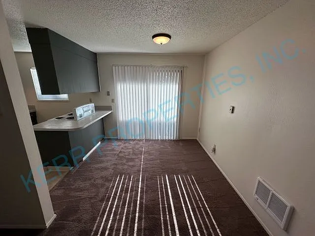7512 SE Steele St — Photo 5