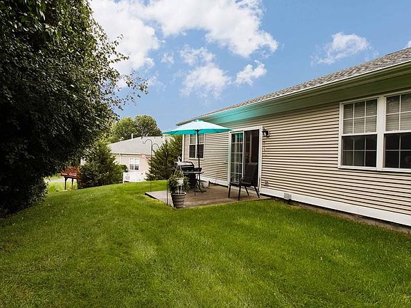5th image of 116 Orchard Meadows Dr #116