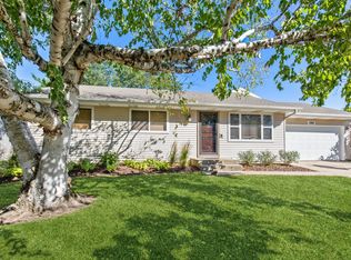 1764 Sheffield Dr, Elgin, IL 60123