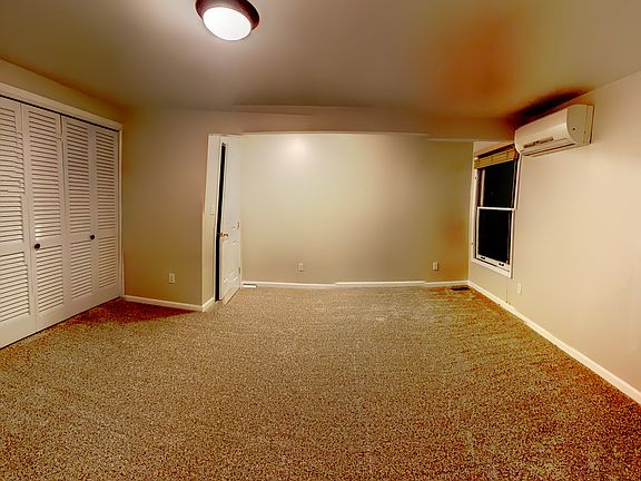 2nd image of 19880 Sunnyslope Dr