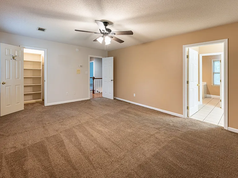 4135 Knollcrest Cir N — Photo 20
