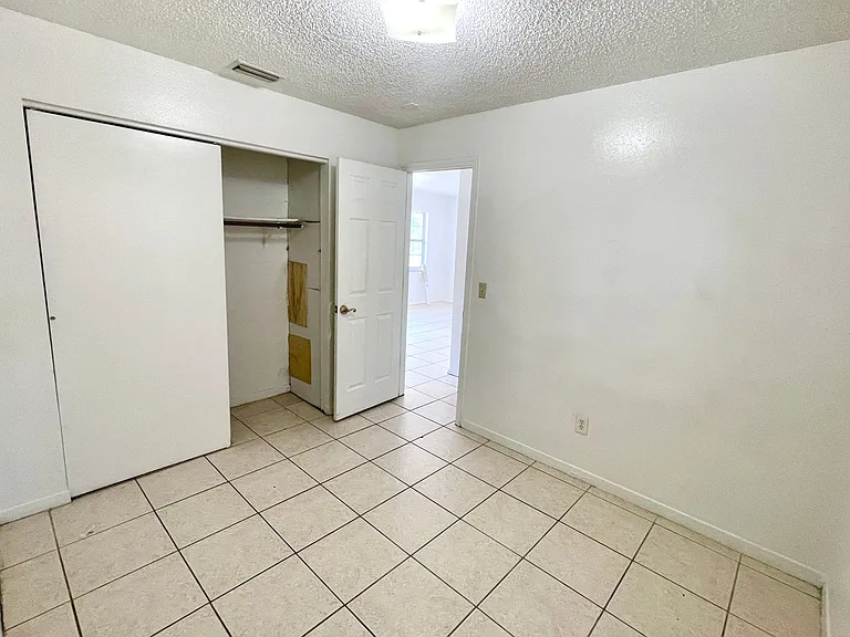 2113 W Cypress St — Photo 6