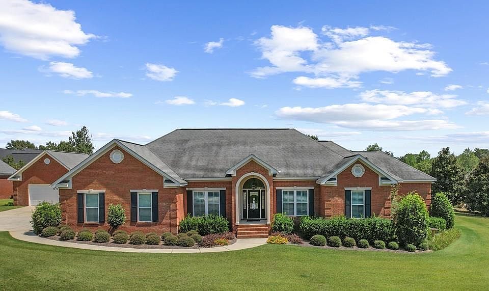 1st image of 103 Stonegate Rd