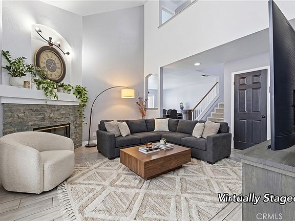 3rd image of 2716 Madrid Ct