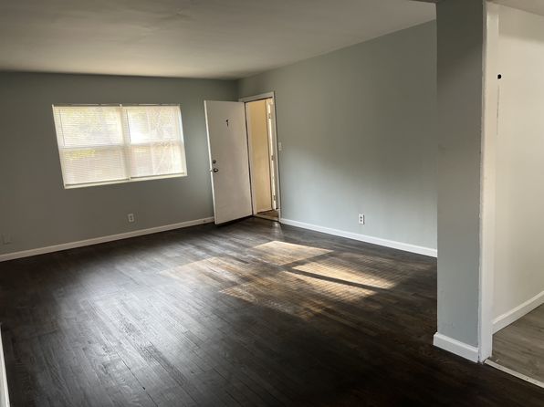 2410 Benjamin E Mays Drive Southwestunit #7