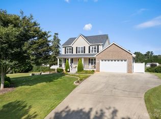 88 Double Brook Dr, Weaverville, NC 28787