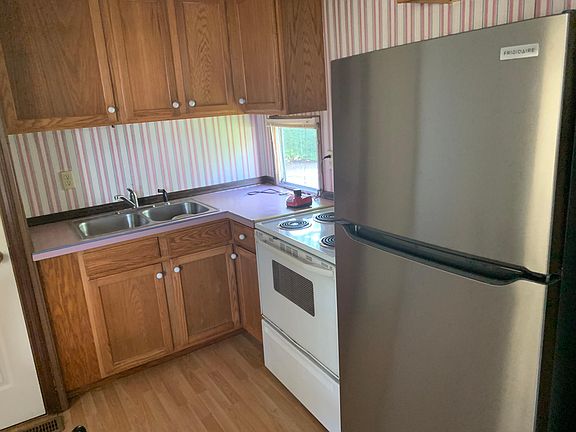 4th image of 470 W Adams St #470