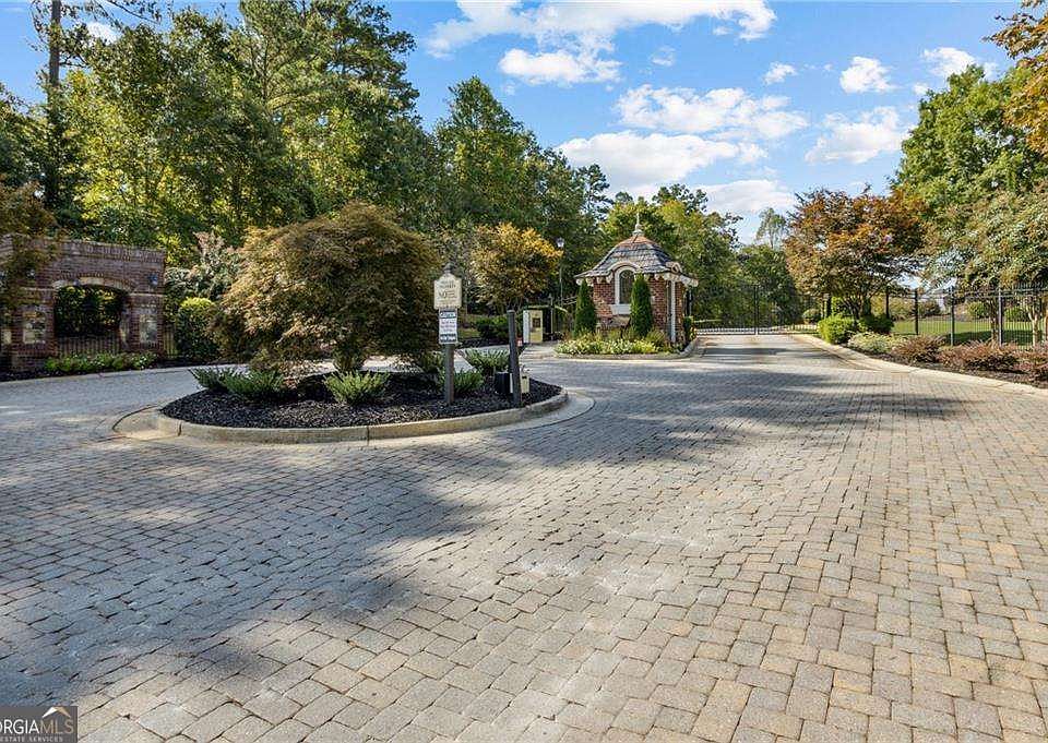 1st image of 1194 Pinnacle Dr