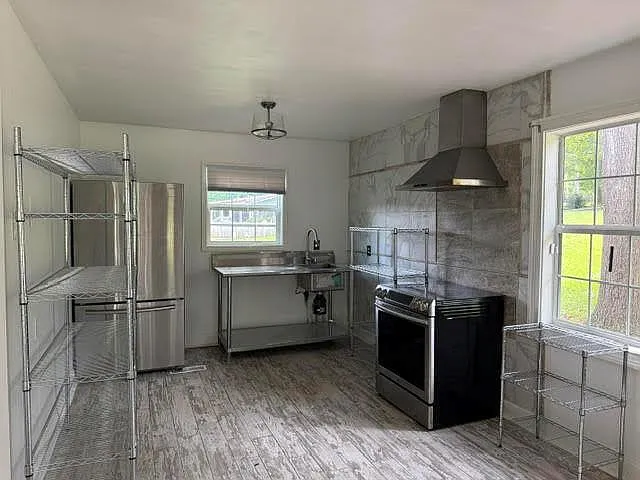 210 W James Cir — Photo 5