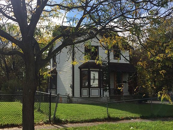 2nd image of 317 Furman St