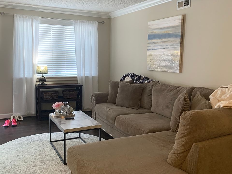 Living Room with hardwood floors