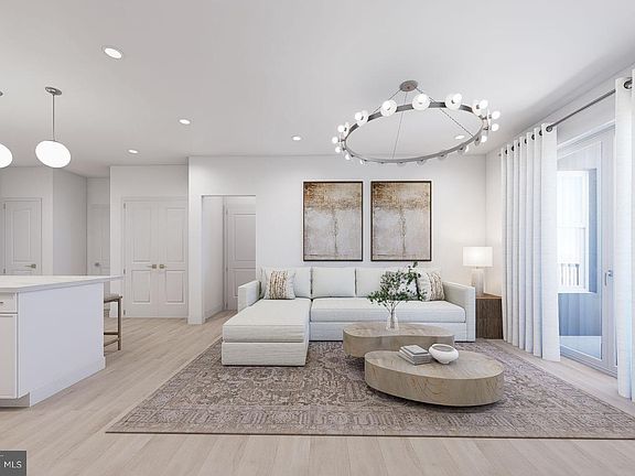 5th image of 9475 Sprague Ave #611