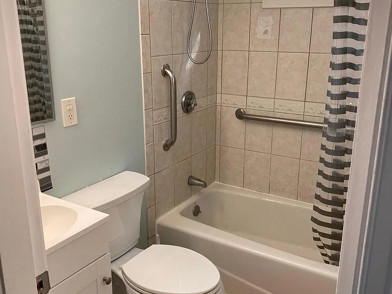 12 Riverview Dr — Photo 8