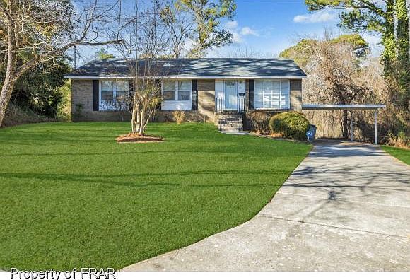 1st image of 454 Balfour Pl