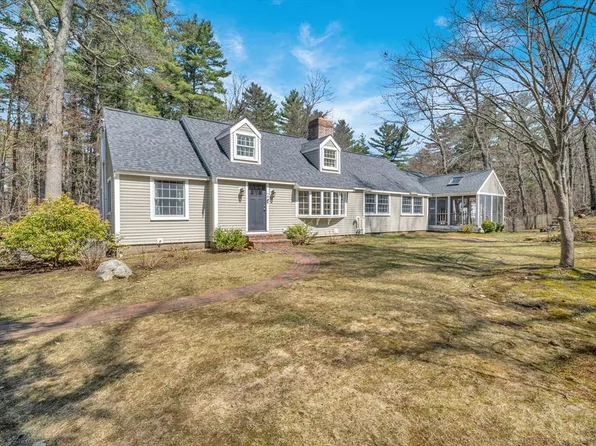 76 Mill Rd, Boxford, MA 01921