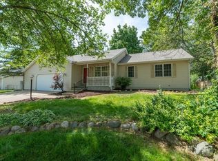 10902 Del Rey Dr, Osceola, IN 46561