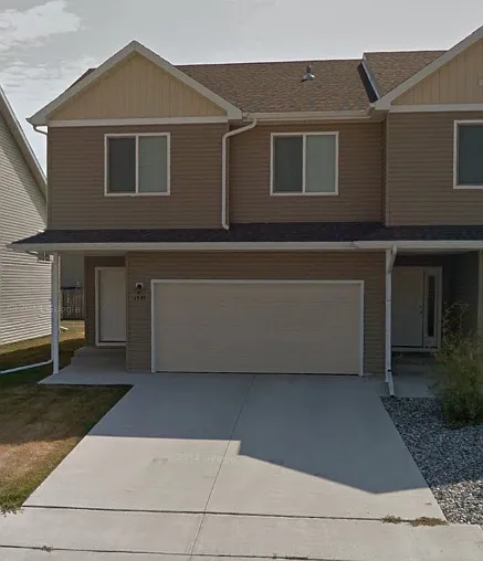 Dakota Territories Townhomes — Photo 2