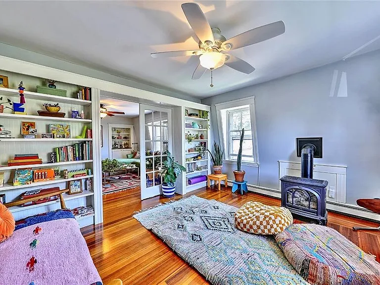 61 Chapin Ave #3 — Photo 3