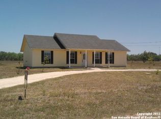 277 County Road 2020, Pearsall, TX 78061
