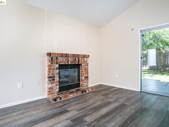 3rd image of 8568 Sunnybrae Dr