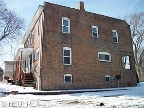 4th image of 1242 & 1244 Laird St
