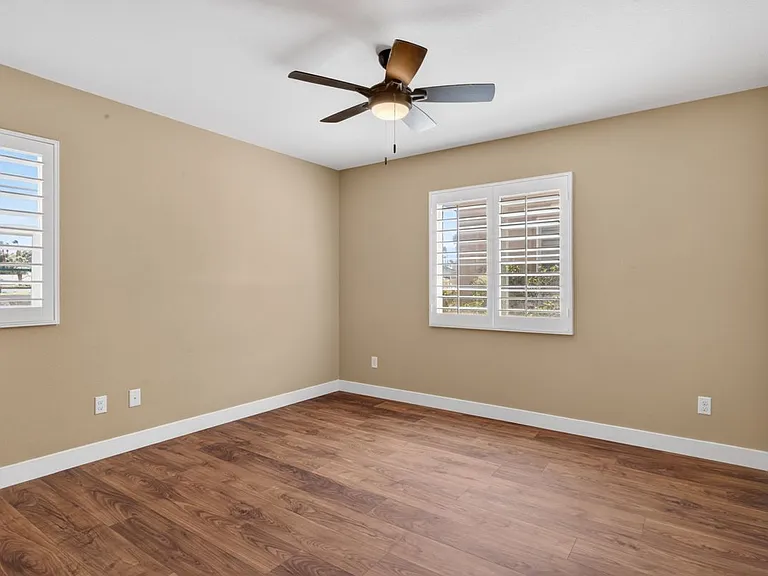 621 Calle Vibrante — Photo 25