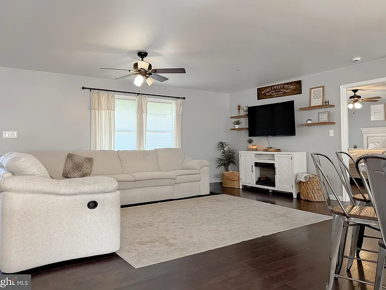 49474 Morning Glory Ln — Photo 10