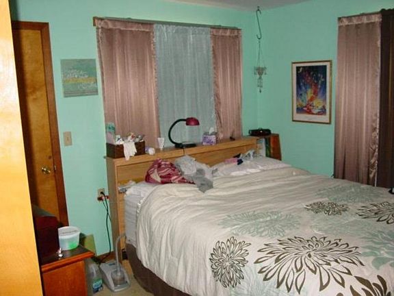 4th image of 2576 Black River St