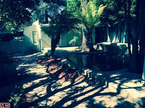 2nd image of 916 Westbourne Dr